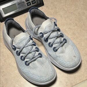 Allbirds women’s 9.5 Tree Dashers White and Blue Sneakers